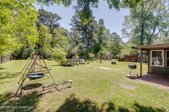 10612 Oak Street, Vancleave, MS 39565