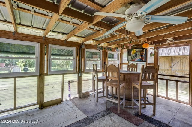 10612 Oak Street, Vancleave, MS 39565