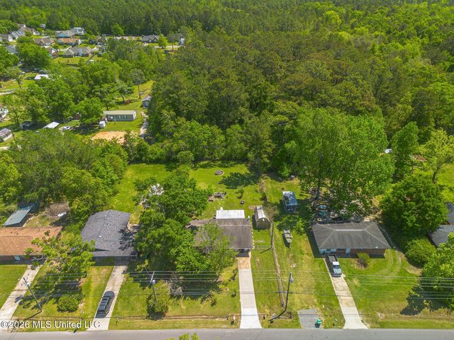 10612 Oak Street, Vancleave, MS 39565