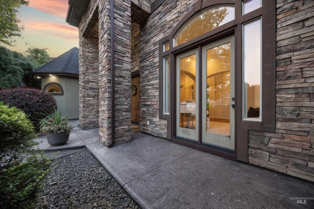 468 E Forest Ridge Drive, Meridian, ID 83642 photo 4