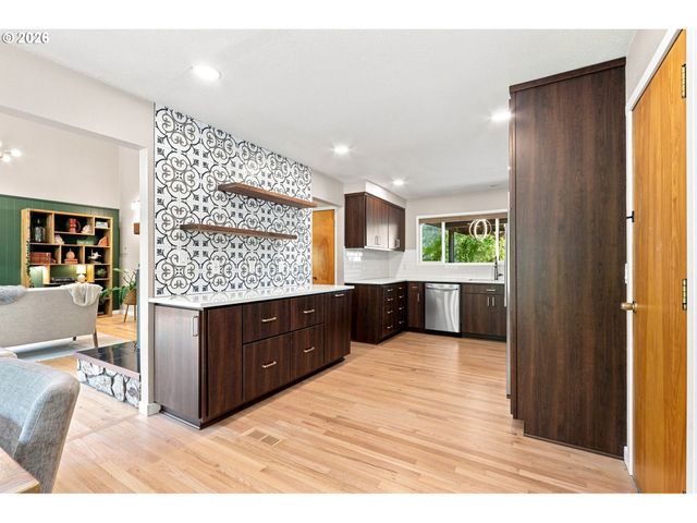 2515 Ne 104TH St, Vancouver, WA 98686