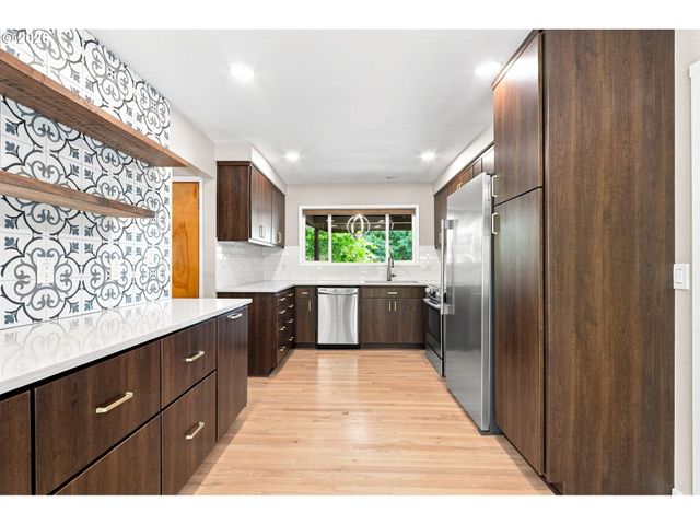 2515 Ne 104TH St, Vancouver, WA 98686