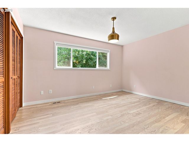 2515 Ne 104TH St, Vancouver, WA 98686