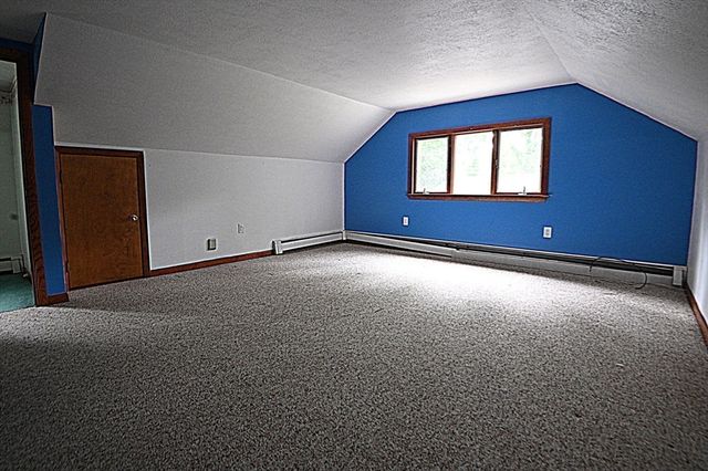 113 Summer St, Easton, MA 02356