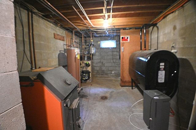 113 Summer St, Easton, MA 02356