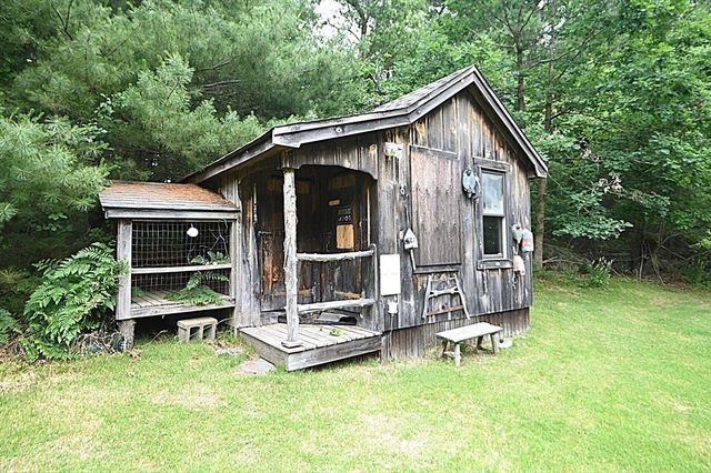 113 Summer St, Easton, MA 02356