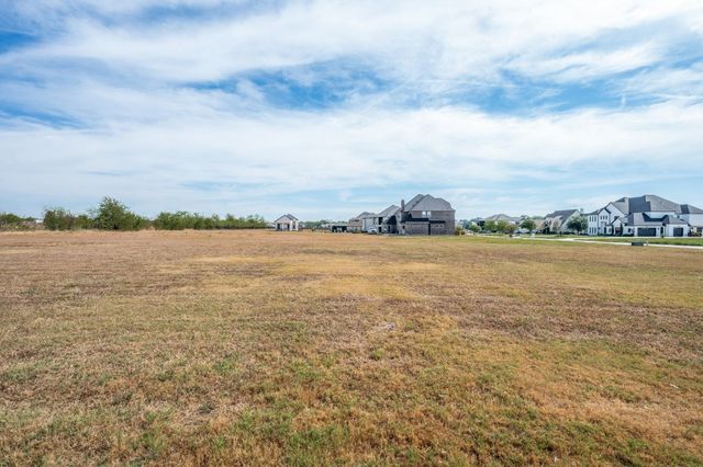 1104 Estate Drive, Ennis, TX 75119