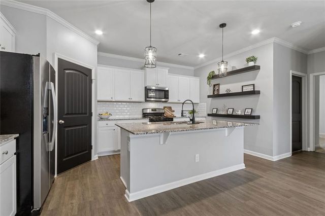 5690 Cricket Melody Lane, Flowery Branch, GA 30542