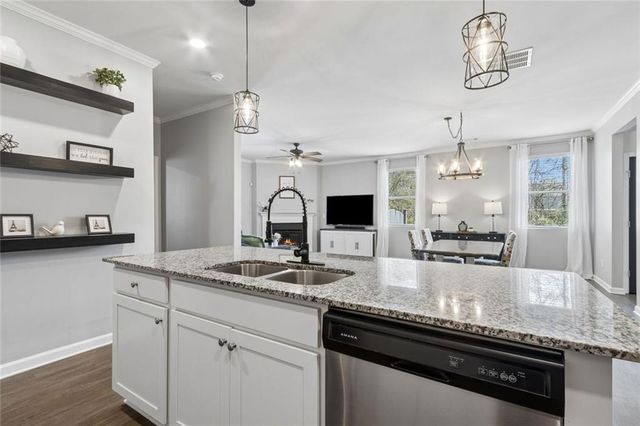 5690 Cricket Melody Lane, Flowery Branch, GA 30542