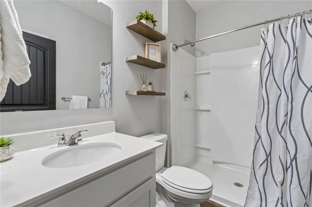 5690 Cricket Melody Lane, Flowery Branch, GA 30542