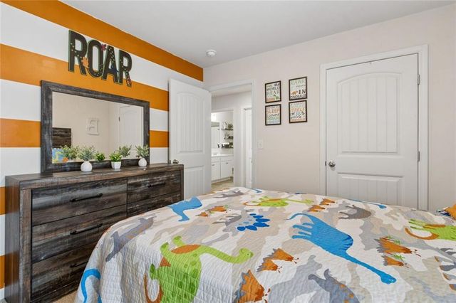 5690 Cricket Melody Lane, Flowery Branch, GA 30542