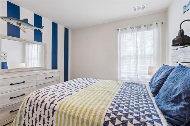 5690 Cricket Melody Lane, Flowery Branch, GA 30542