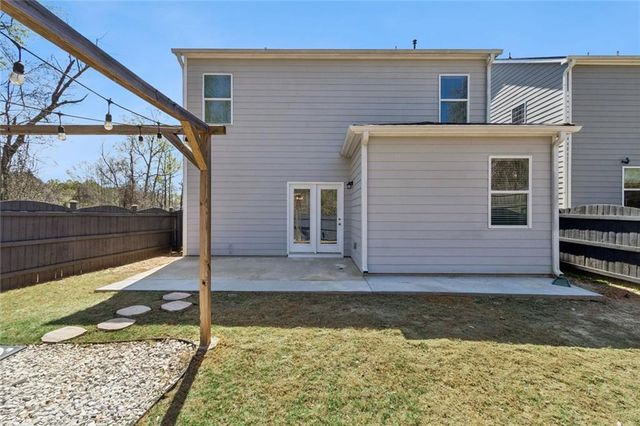 5690 Cricket Melody Lane, Flowery Branch, GA 30542