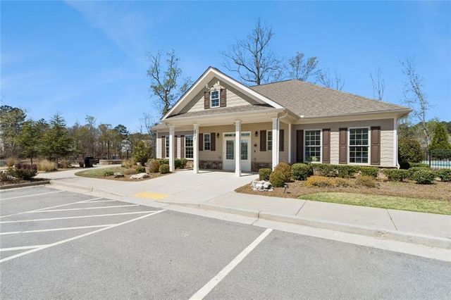 5690 Cricket Melody Lane, Flowery Branch, GA 30542