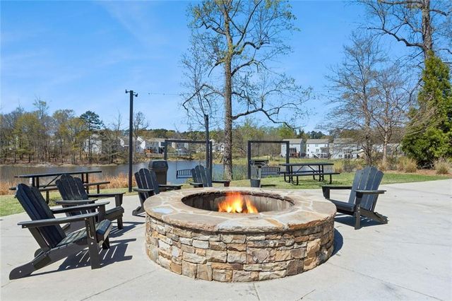 5690 Cricket Melody Lane, Flowery Branch, GA 30542