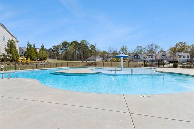 5690 Cricket Melody Lane, Flowery Branch, GA 30542