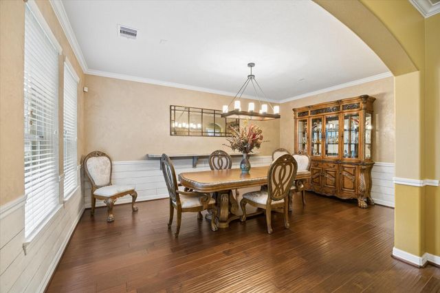 24935 Waterstone Estates Circle W, Tomball, TX 77375