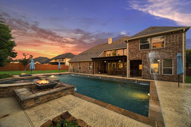 24935 Waterstone Estates Circle W, Tomball, TX 77375