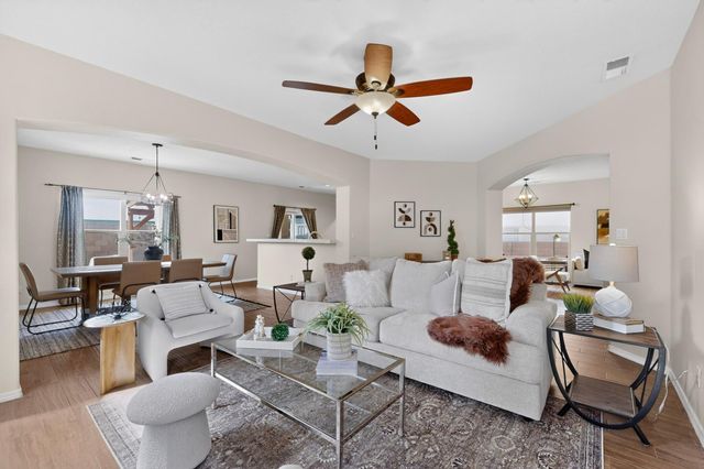 6804 Glenlochy Way NE, Albuquerque, NM 87113