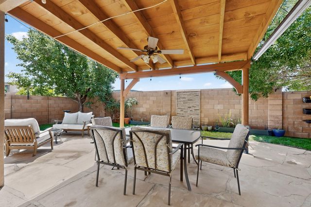 6804 Glenlochy Way NE, Albuquerque, NM 87113