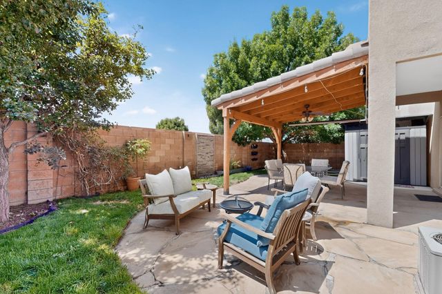 6804 Glenlochy Way NE, Albuquerque, NM 87113