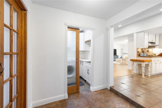 8420 Cozycroft, Winnetka, CA 91306