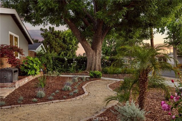 8420 Cozycroft, Winnetka, CA 91306