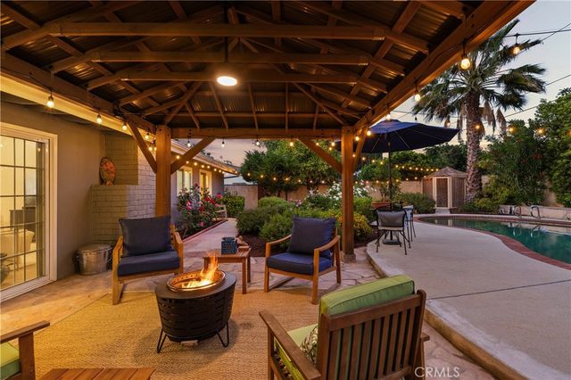 8420 Cozycroft, Winnetka, CA 91306