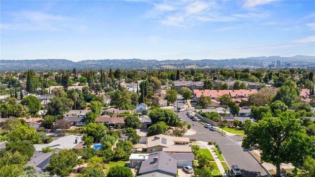 8420 Cozycroft, Winnetka, CA 91306