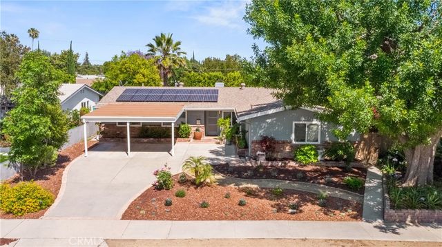 8420 Cozycroft, Winnetka, CA 91306