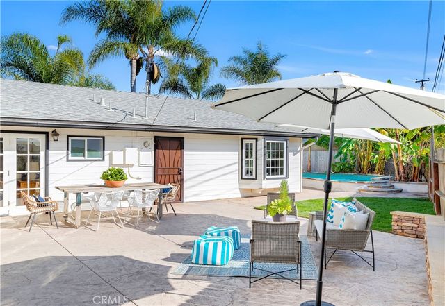 469 Lenwood Circle, Costa Mesa, CA 92627