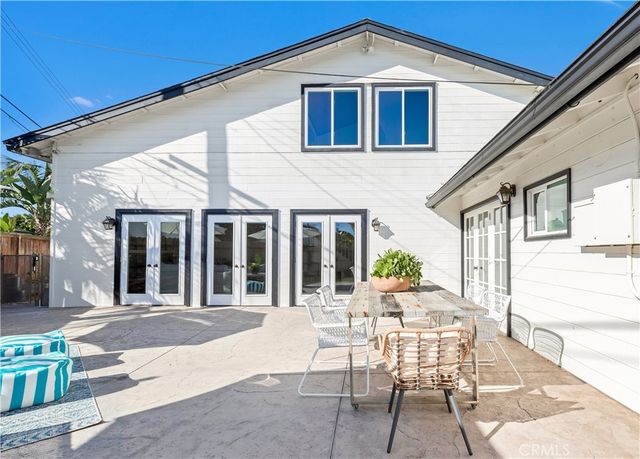 469 Lenwood Circle, Costa Mesa, CA 92627