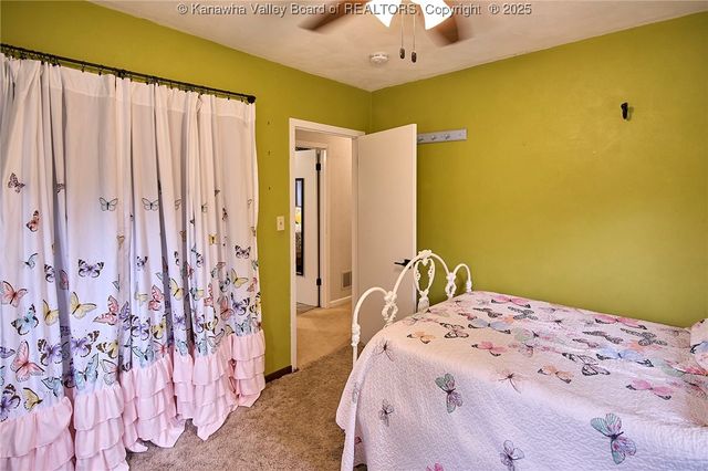 115 Mountaineer Lane, Charleston, WV 25312