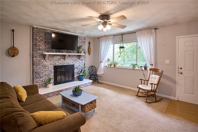 115 Mountaineer Lane, Charleston, WV 25312