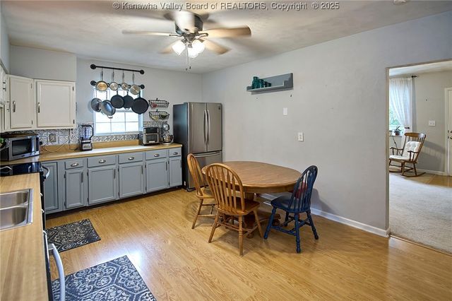 115 Mountaineer Lane, Charleston, WV 25312