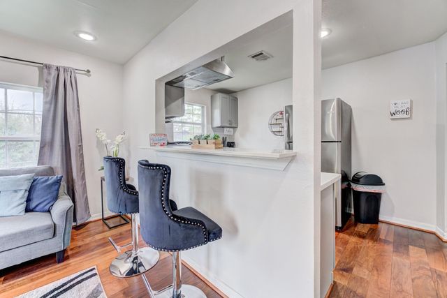 2720 Truxillo Street 3, Houston, TX 77004