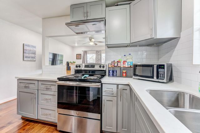 2720 Truxillo Street 3, Houston, TX 77004