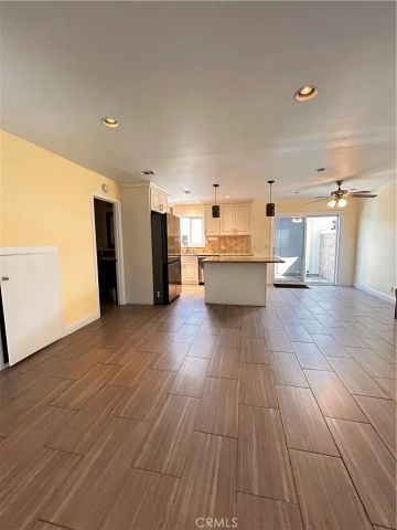 19859 Berkshire, Huntington Beach, CA 92646