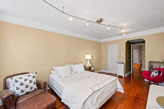 9437 Shore Road 1A, Brooklyn, NY 11209