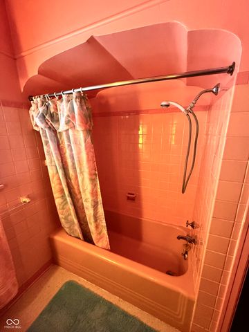 1403 16th Street, Columbus, IN 47201