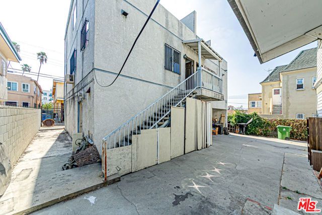 926 S Normandie Avenue, Los Angeles, CA 90006