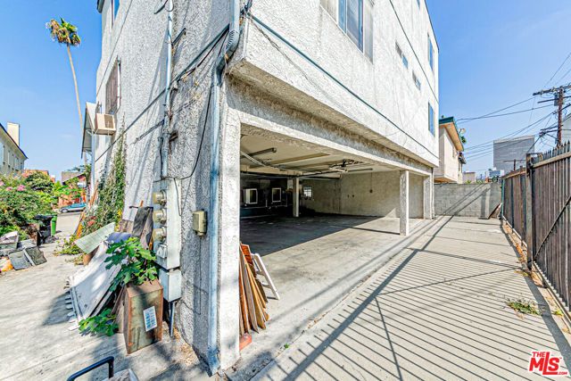926 S Normandie Avenue, Los Angeles, CA 90006