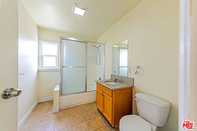 926 S Normandie Avenue, Los Angeles, CA 90006