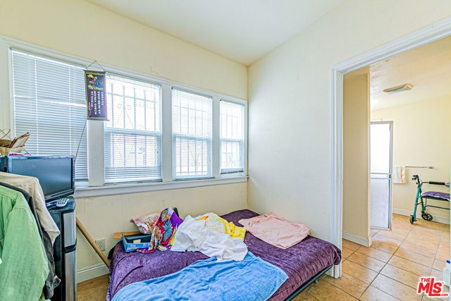 926 S Normandie Avenue, Los Angeles, CA 90006