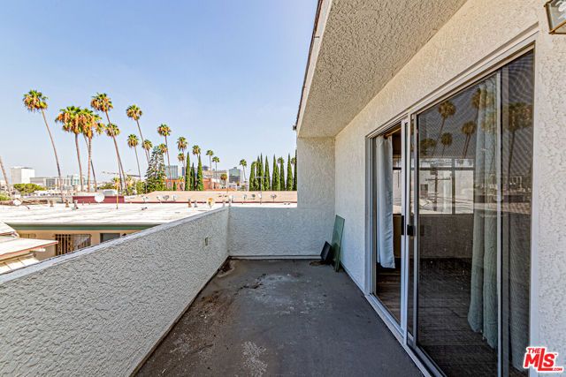 926 S Normandie Avenue, Los Angeles, CA 90006