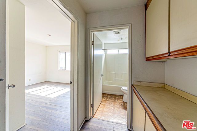 926 S Normandie Avenue, Los Angeles, CA 90006