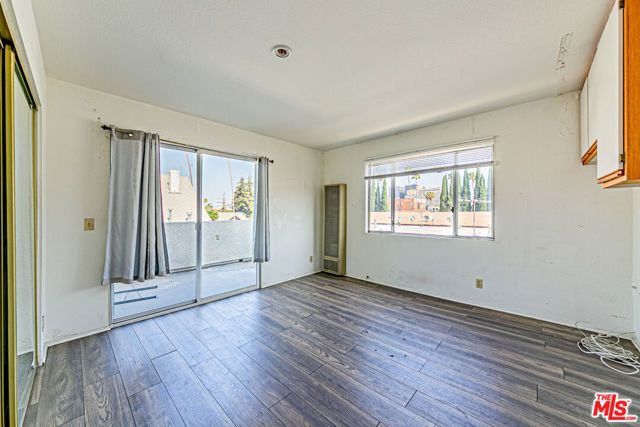 926 S Normandie Avenue, Los Angeles, CA 90006