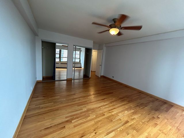 4180 N Marine Drive 405, Chicago, IL 60613