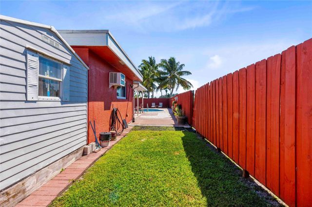 1661 NW 61st Ave, Margate, FL 33063