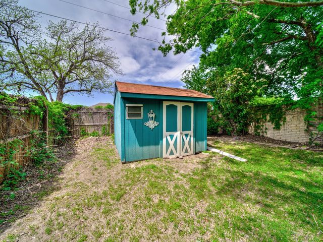 1444 Marlene Place, Desoto, TX 75115